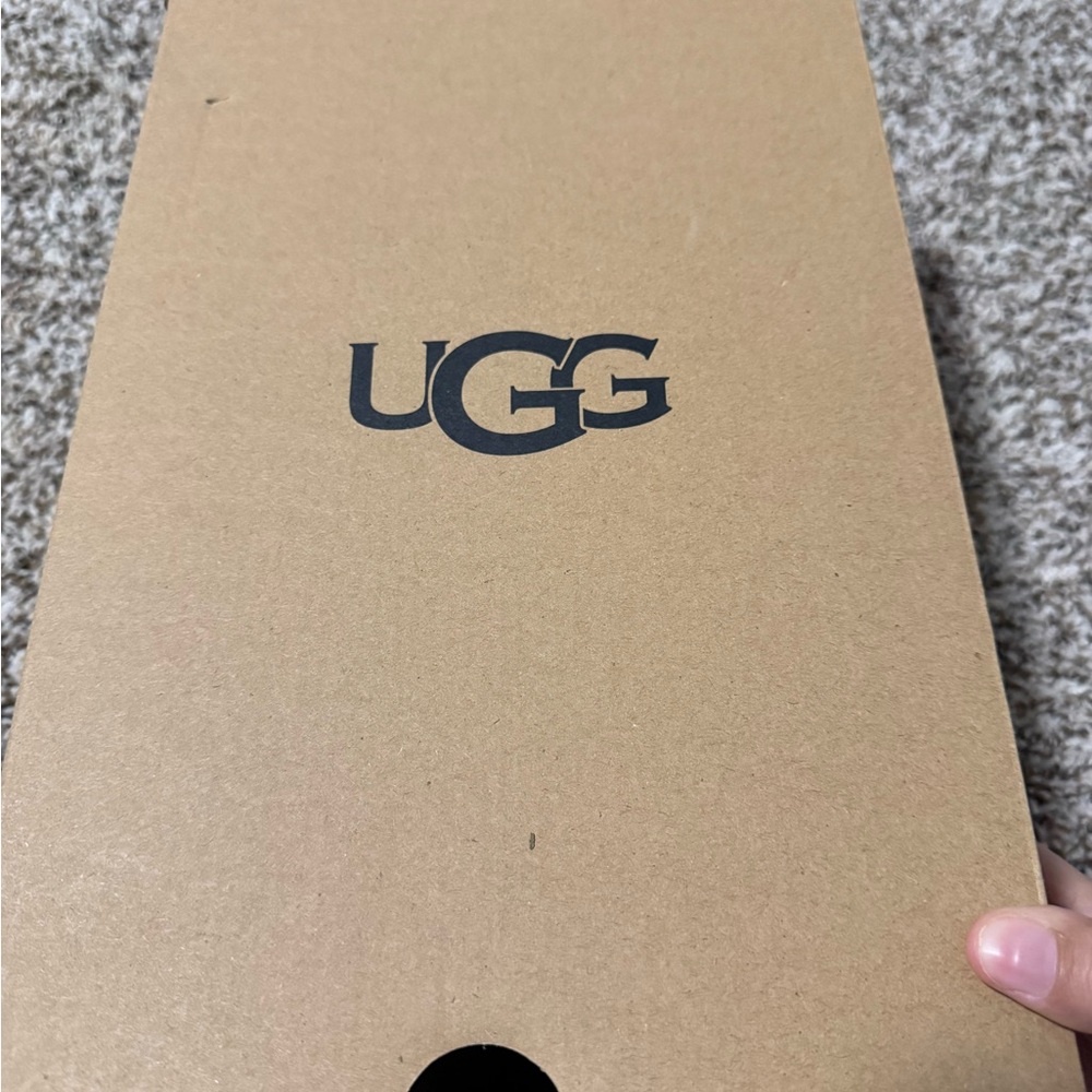 NWT UGG Classic Micro - Picture 5 of 6